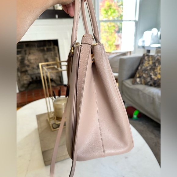 Prada Galleria handbag - Picture 8 of 17